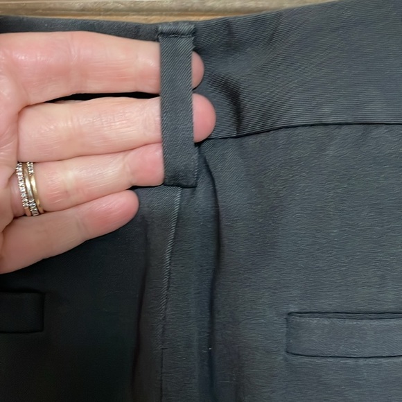 Eddie Bauer size 4 Gray Low-rise Slightly Curvy Fit Super Stretchy Dress Trouser - Picture 9 of 13